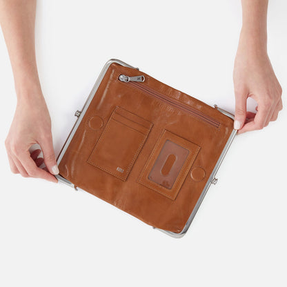 Lauren Clutch-Wallet In Polished Leather - Truffle | HOBO Trending