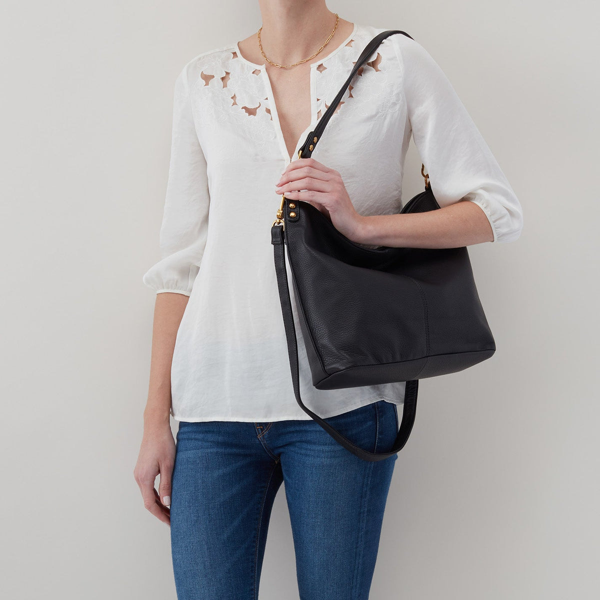 Pier Shoulder Bag In Pebbled Leather - Black | HOBO Latest