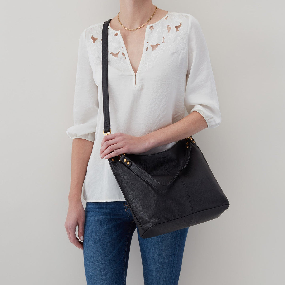 Pier Shoulder Bag In Pebbled Leather - Black | HOBO Latest