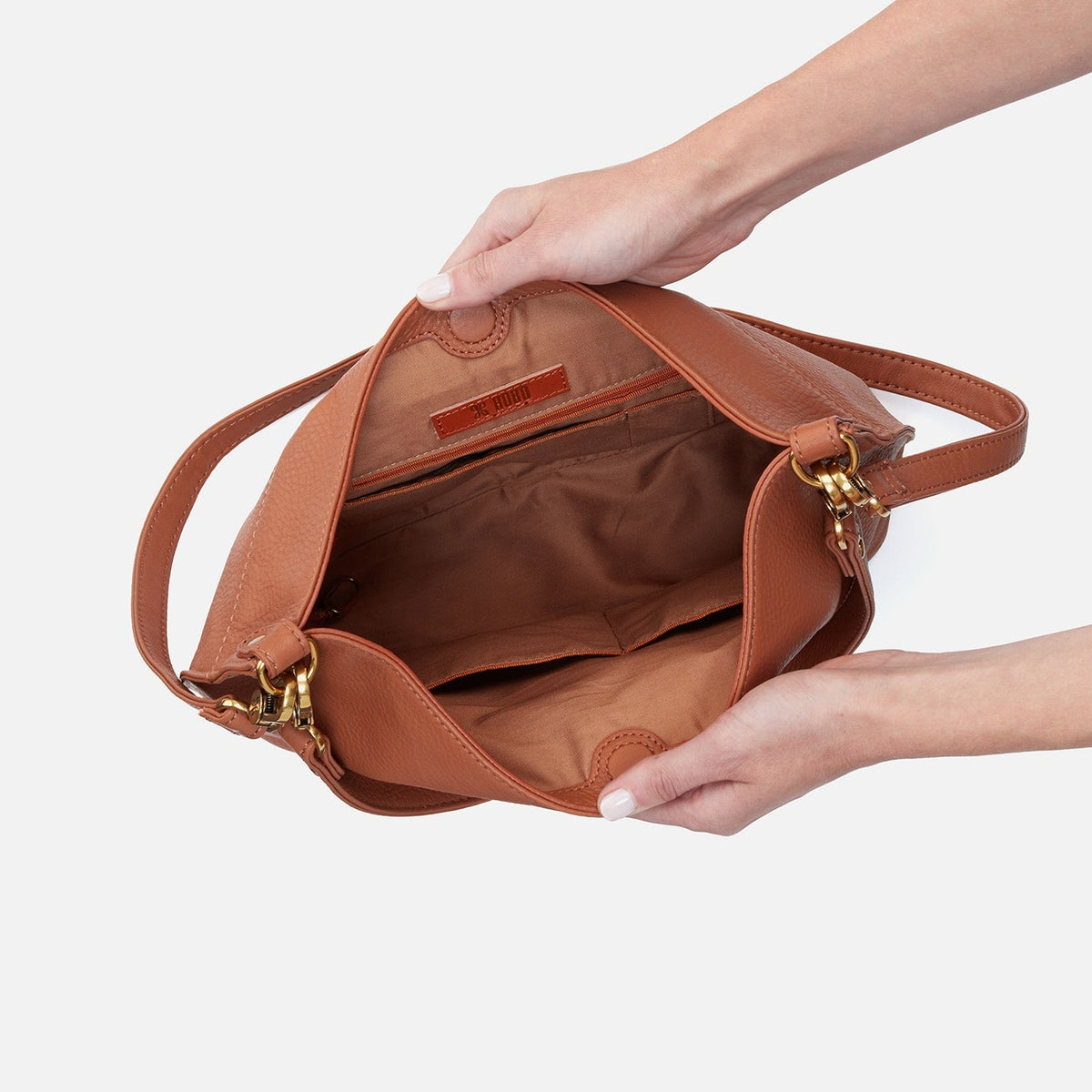 Pier Shoulder Bag in Pebbled Leather - Cashew | HOBO Exclusive