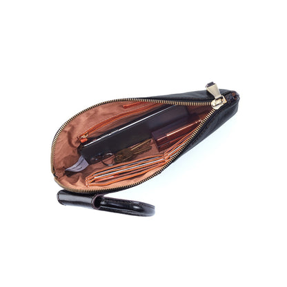 Sable Wristlet In Polished Leather - Black | HOBO Great Value