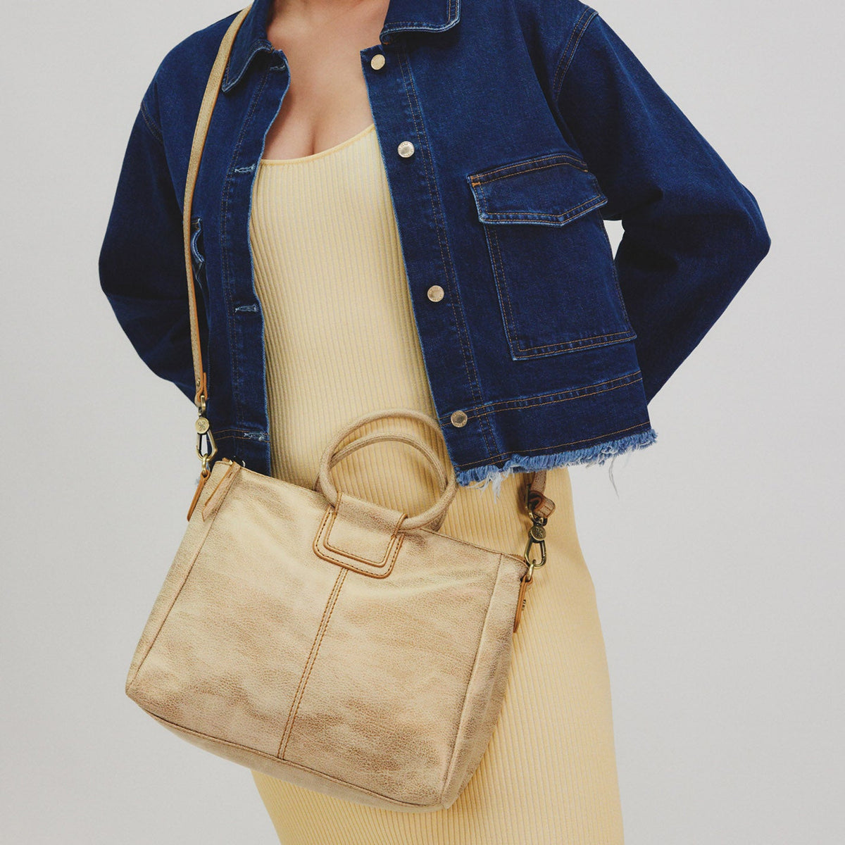 Sheila Medium Satchel In Metallic Leather - Gold Leaf | HOBO New