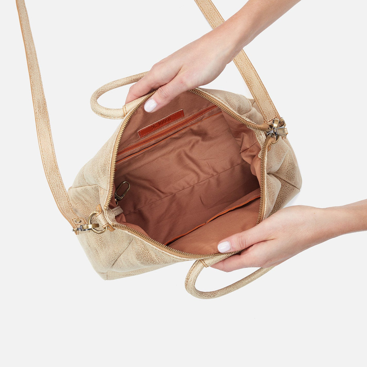 Sheila Medium Satchel In Metallic Leather - Gold Leaf | HOBO New