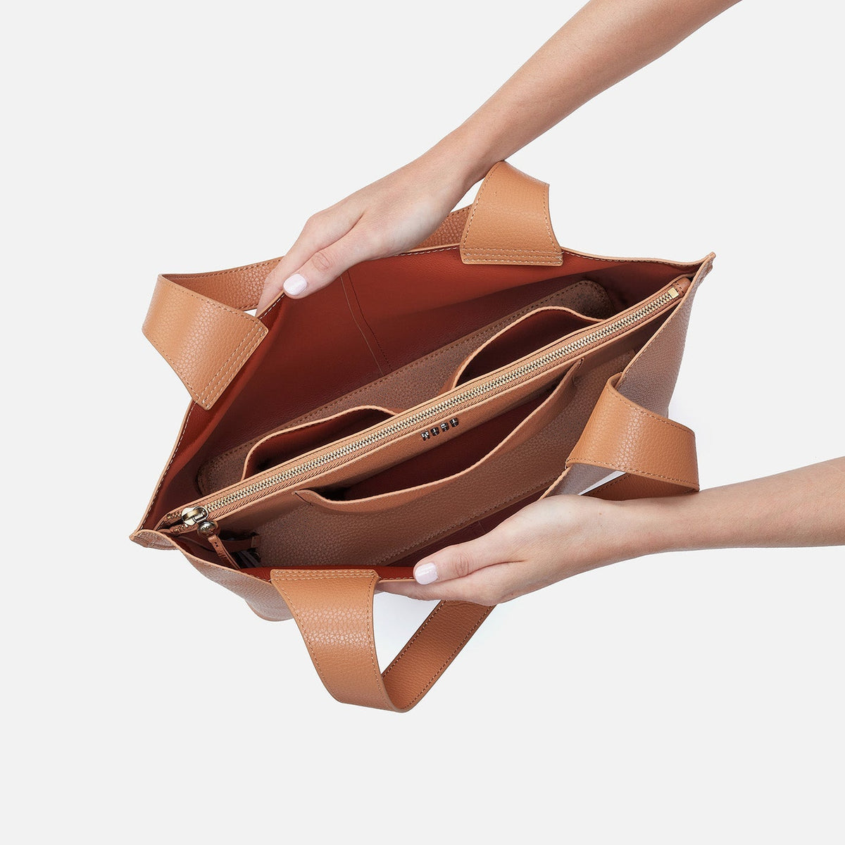 Vida Tote in Micro Pebbled Leather - Biscuit | HOBO Classic