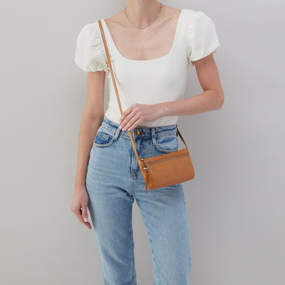 Cara Crossbody In Polished Leather - Natural | HOBO Value