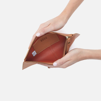 Vida Large Pouch in Micro Pebbled Leather - Biscuit | HOBO New