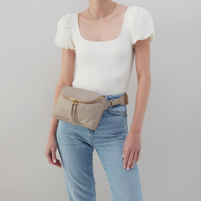 Fern Large Belt Bag In Pebbled Leather - Taupe | HOBO Great Value