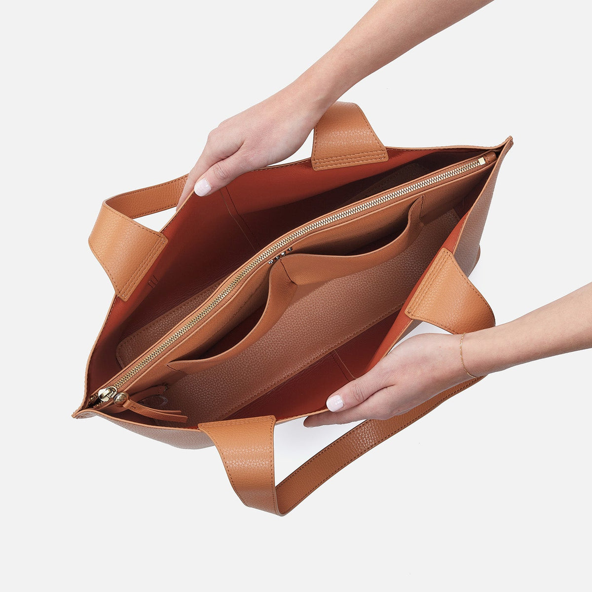 Vida Large Tote in Micro Pebbled Leather - Biscuit | HOBO Trusted