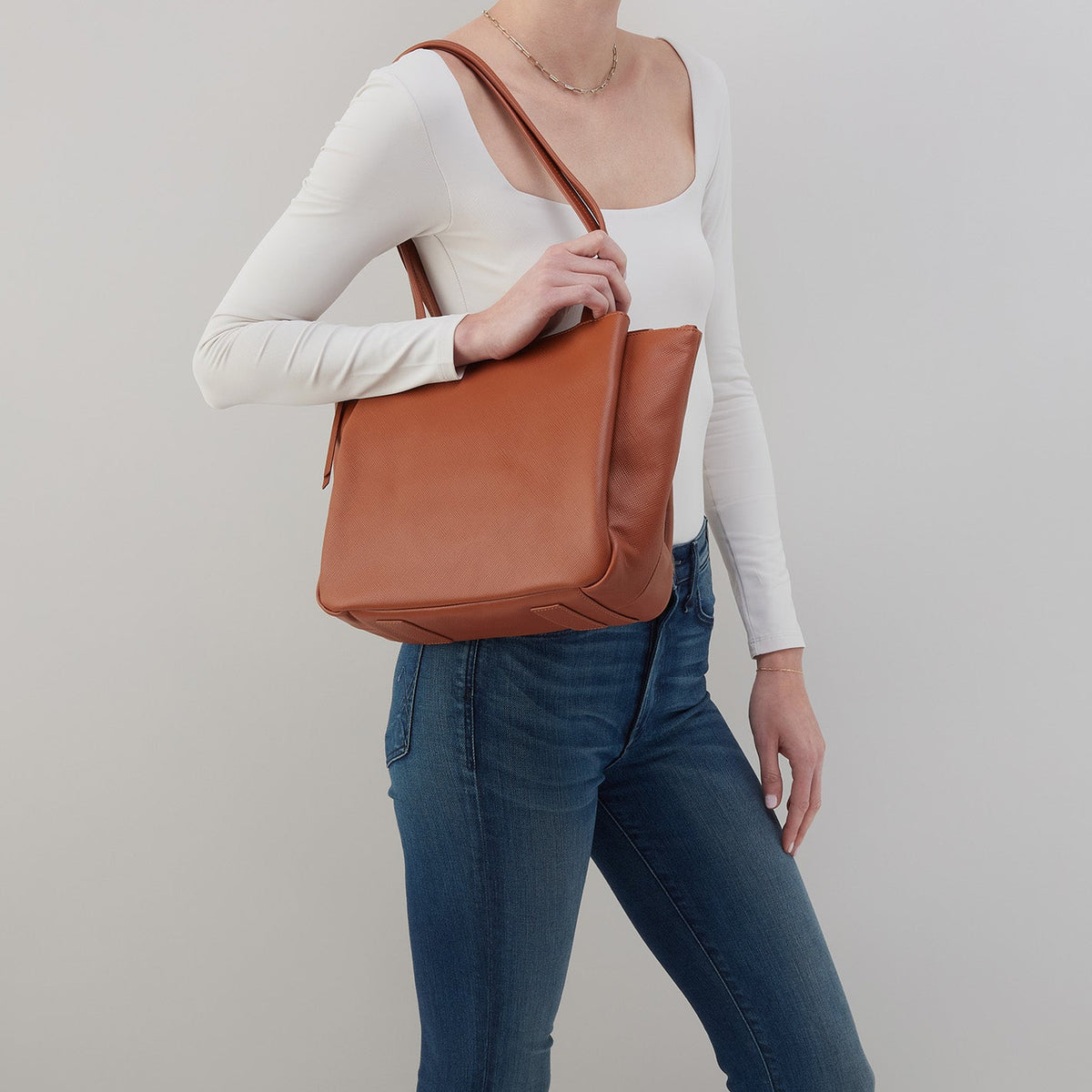 Essential Medium Tote In Soft Saffiano Leather - Lion | HOBO Top Pick