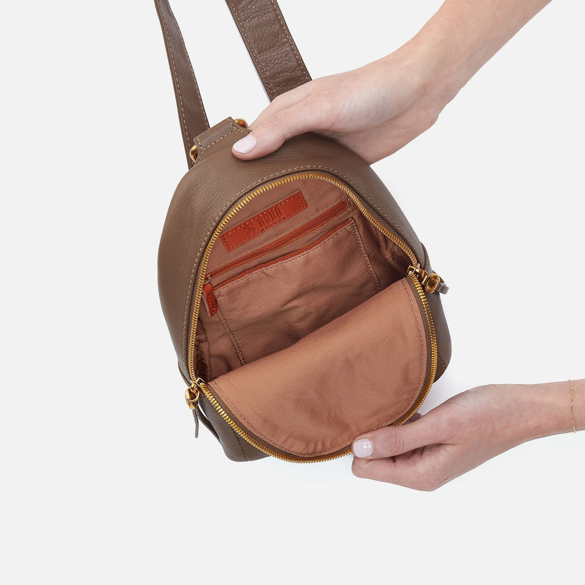 Fern Sling In Pebbled Leather - Dark Elm | HOBO Discount