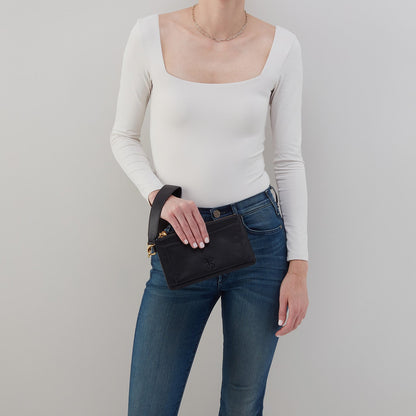 Hart Wristlet In Pebbled Leather - Black | HOBO Special Offer