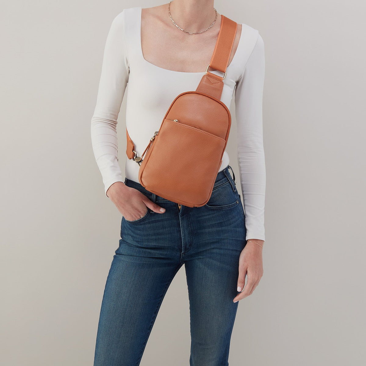 Cass Sling In Pebbled Leather - Butterscotch | HOBO Trusted