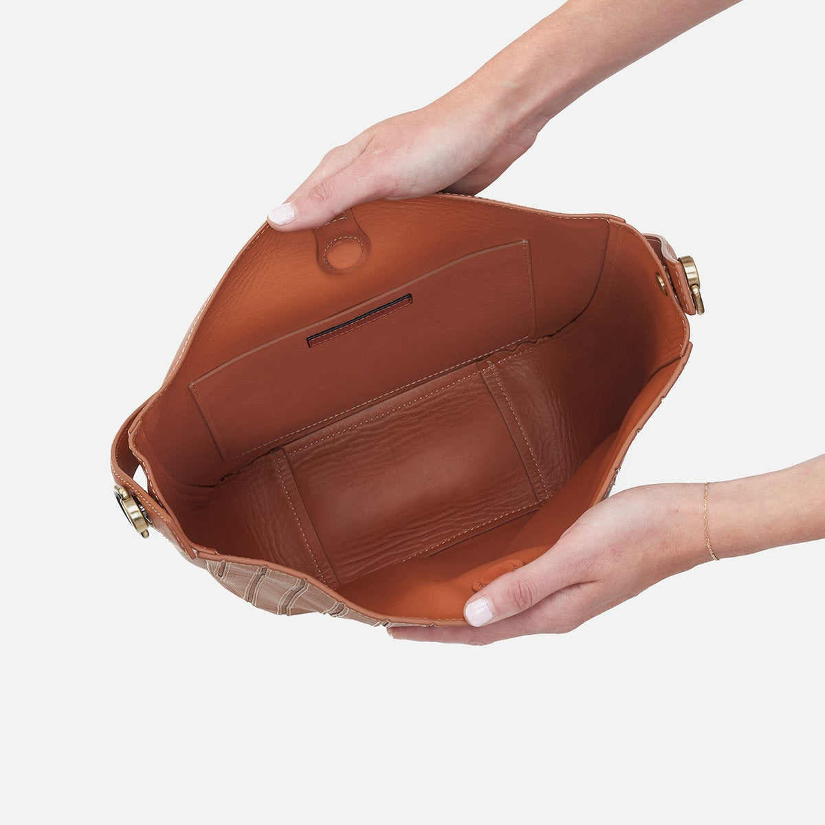 Catalina Hobo In Smooth Leather - Burnished Caramel | HOBO Special Offer