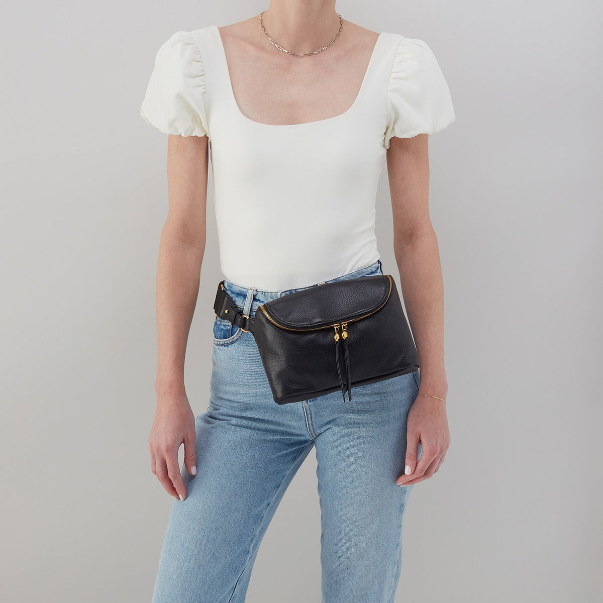 Fern Large Belt Bag In Pebbled Leather - Warm Honey | HOBO Sale