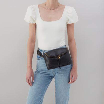 Fern Large Belt Bag In Pebbled Leather - Warm Honey | HOBO Sale