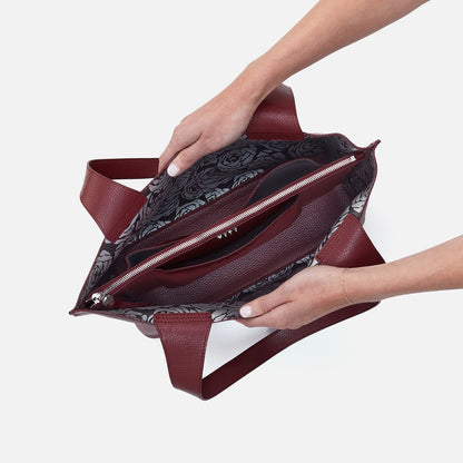 Vida Tote In Micro Pebbled Leather - Port | HOBO Essential
