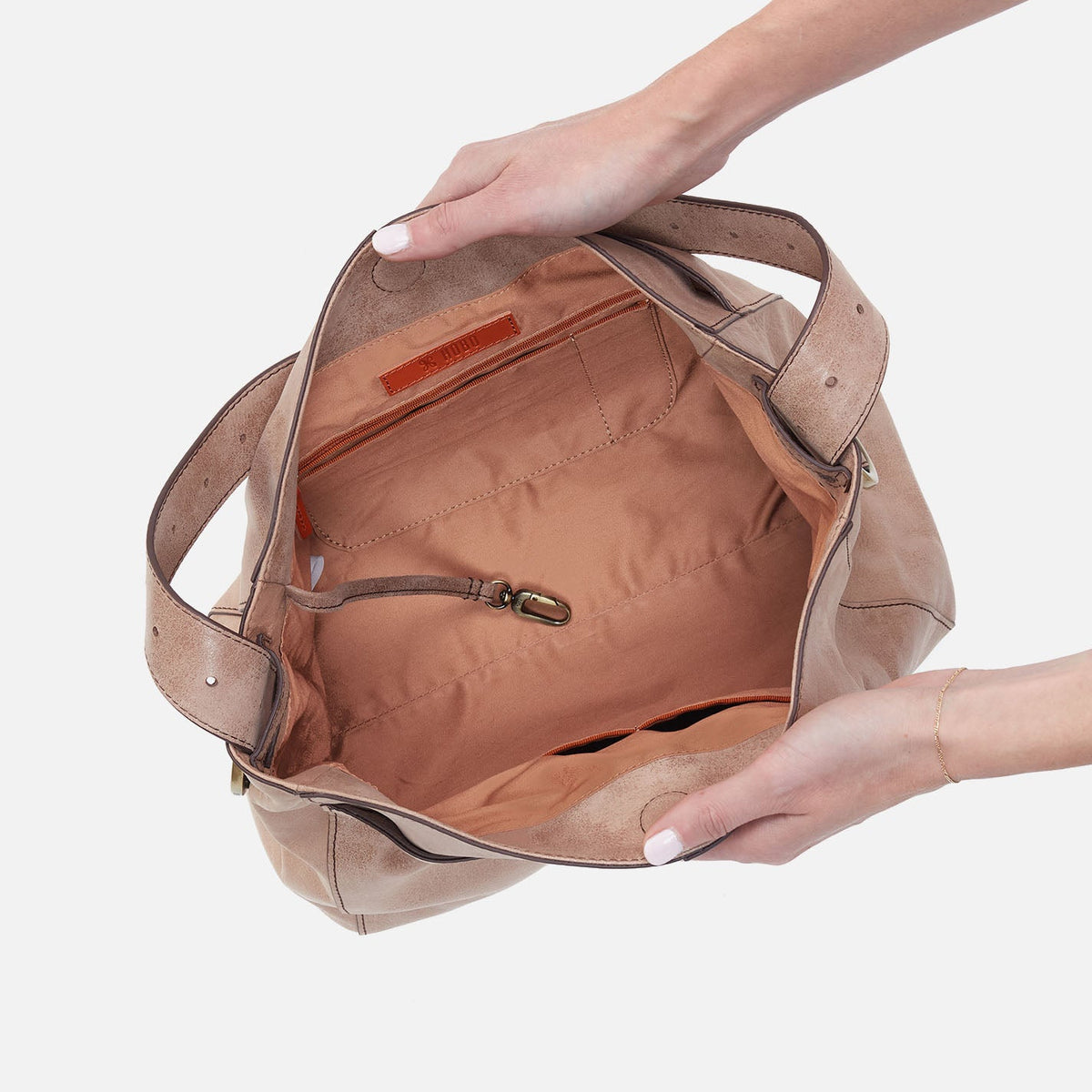 Render Shoulder Bag In Buffed Leather - Hazel | HOBO Smart Buy