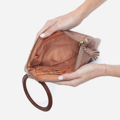 Sheila Clutch In Buffed Leather - Hazel | HOBO Trusted