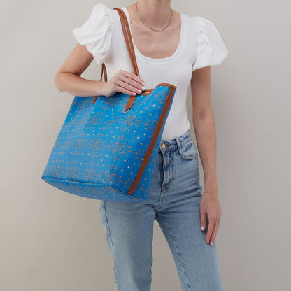 All That Tote Large In Coated Canvas - Blue Journey Bandana | HOBO Hot Sale