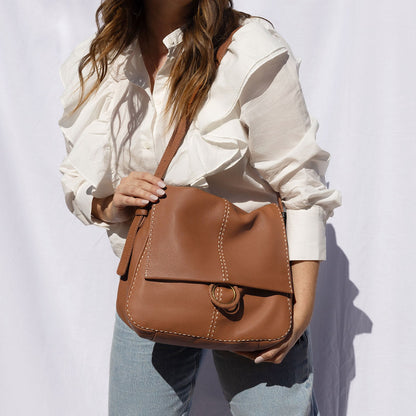 Austin Shoulder Bag In Pebbled Leather - Warm Honey | HOBO Classic
