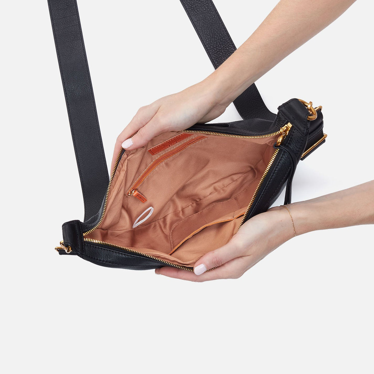 Carmen Sling In Pebbled Leather - Black | HOBO Deals