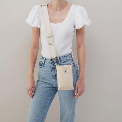 Cass Phone Crossbody In Pebbled Leather - Cream | HOBO Trusted
