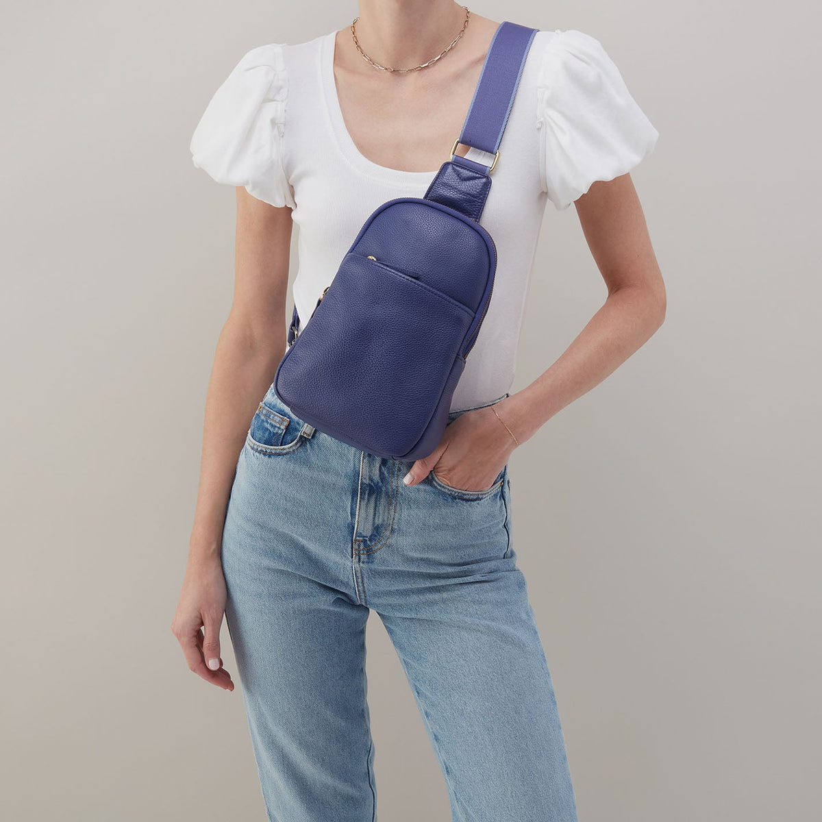 Cass Sling In Pebbled Leather - Dark Iris | HOBO Smart Buy