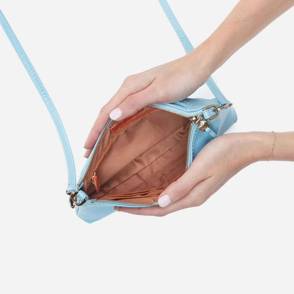 Darcy Crossbody In Polished Leather - Stratosphere | HOBO Essential
