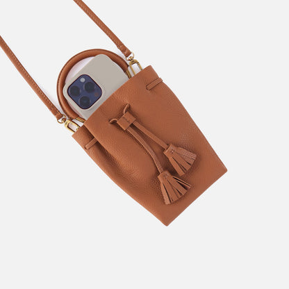 Eden Phone Crossbody In Pebbled Leather - Warm Honey | HOBO Special Offer