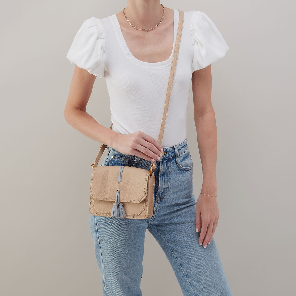 Eden Small Crossbody In Pebbled Leather - Linen | HOBO Recommended