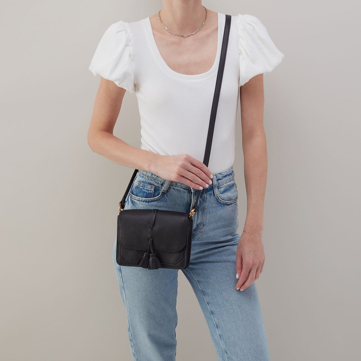 Eden Small Crossbody In Pebbled Leather - Black | HOBO Exclusive