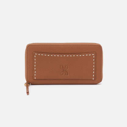 Hart Large Wallet In Pebbled Leather - Warm Honey | HOBO Top Pick
