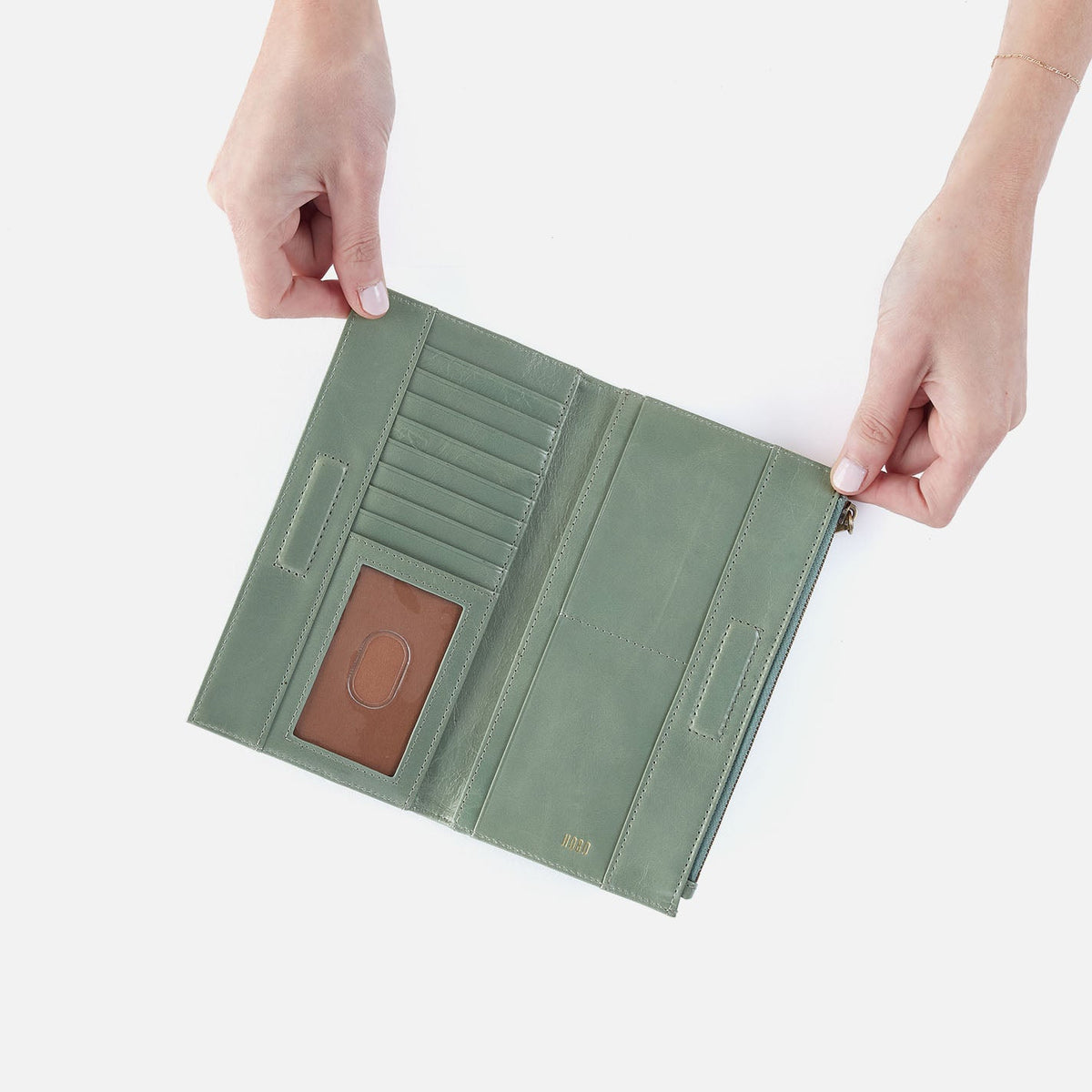 Jill Large Bifold Wallet In Polished Leather - Jade | HOBO Hot Sale