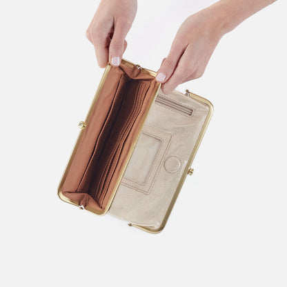 Lauren Clutch-Wallet In Metallic Leather - Sand Shimmer | HOBO Latest