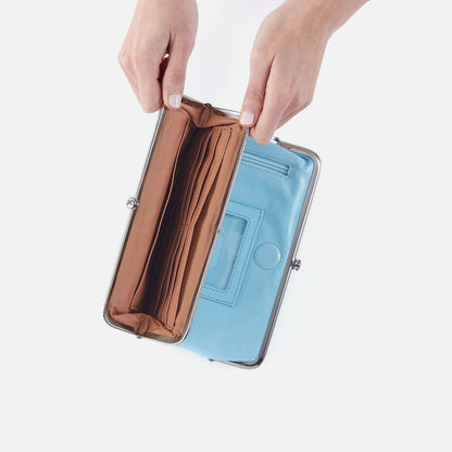 Lauren Clutch-Wallet In Polished Leather - Stratosphere | HOBO Essential