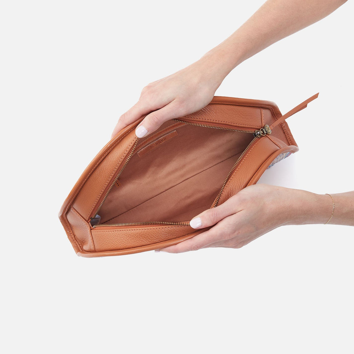 Luna Clutch In Multi Weave With Leather Trim - Sunset Raffia | HOBO Great Value