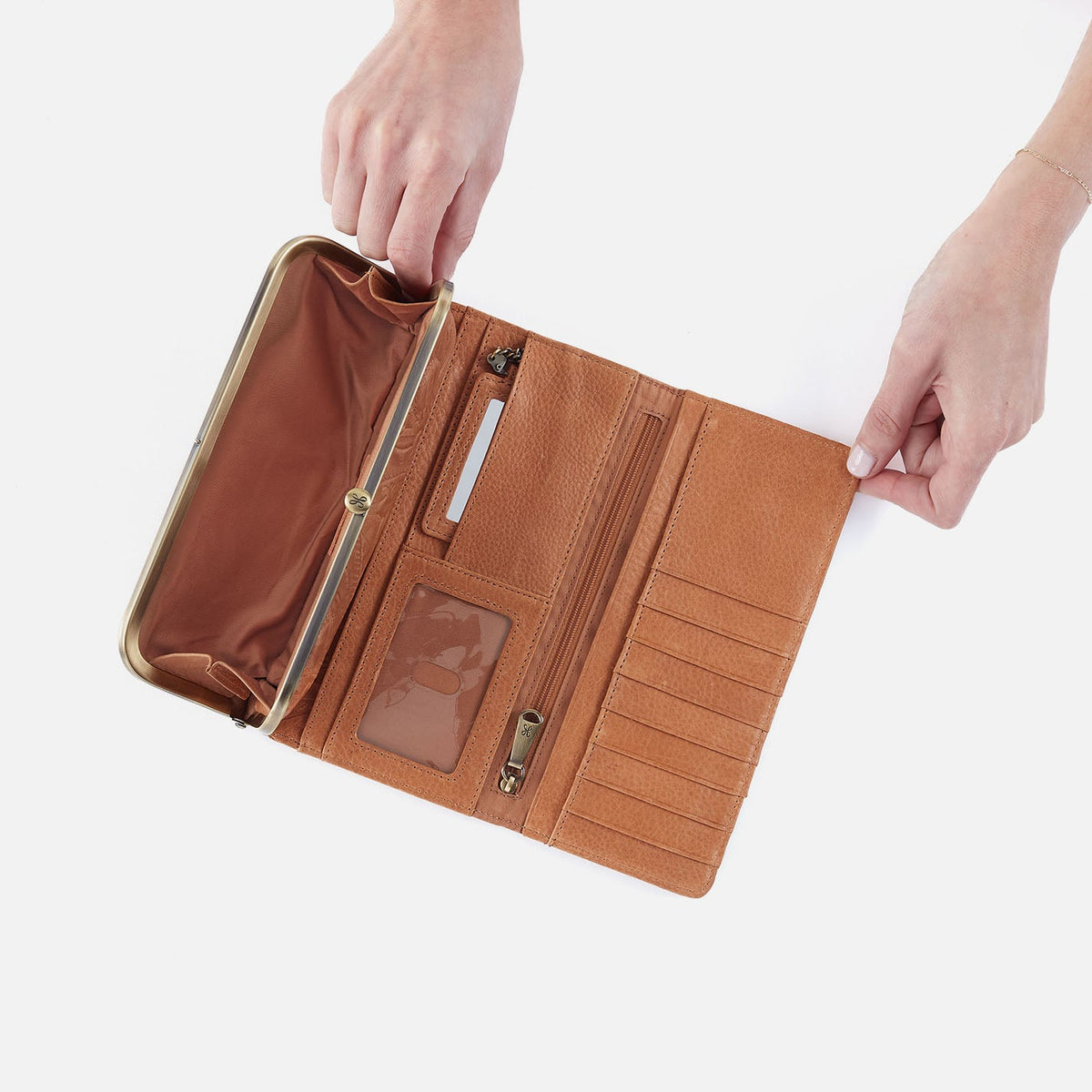 Rachel Continental Wallet In Tooled Embossed Leather - Saddle Tooled Emboss | HOBO Customer Favorite