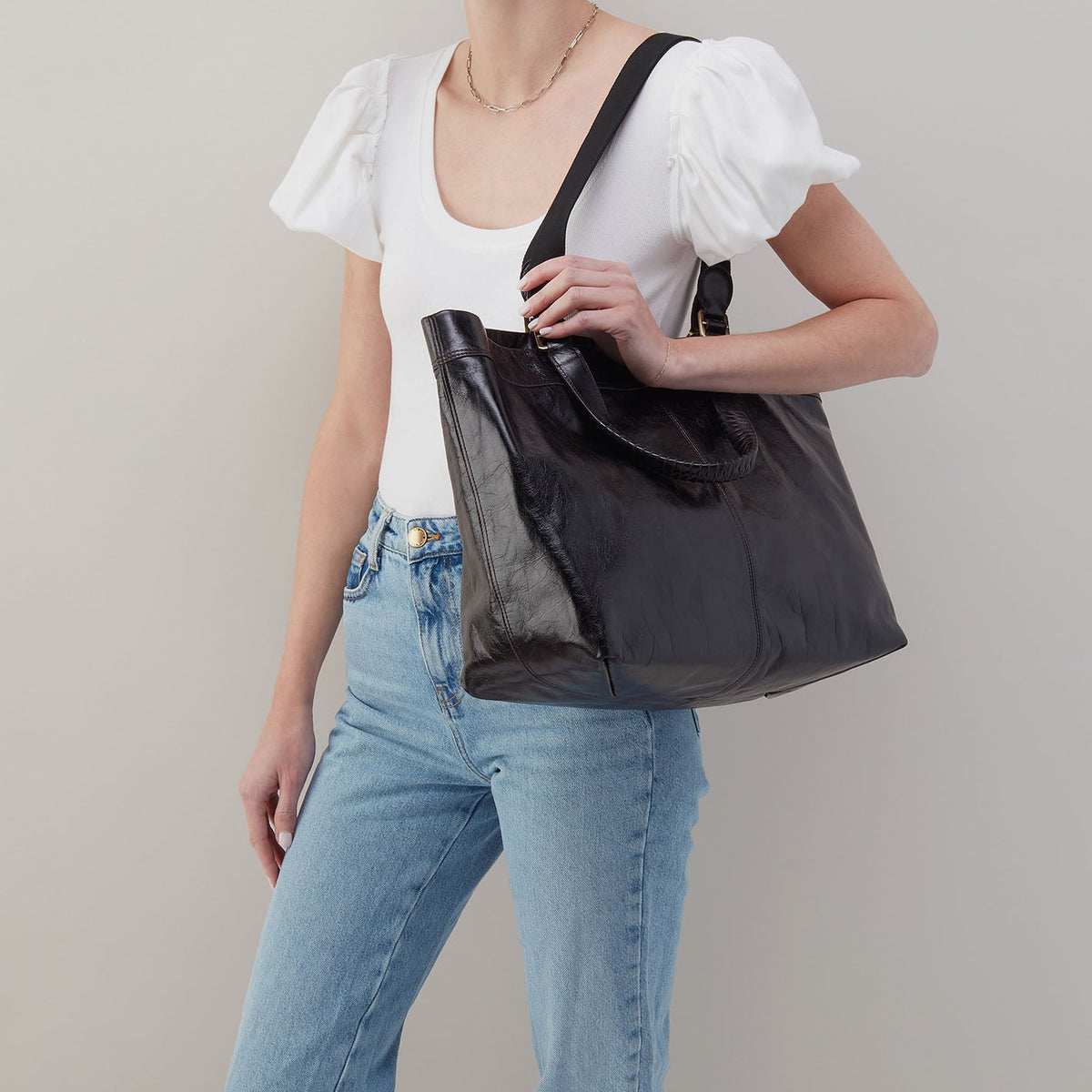 Romy Max Tote In Polished Leather - Black | HOBO Special Offer