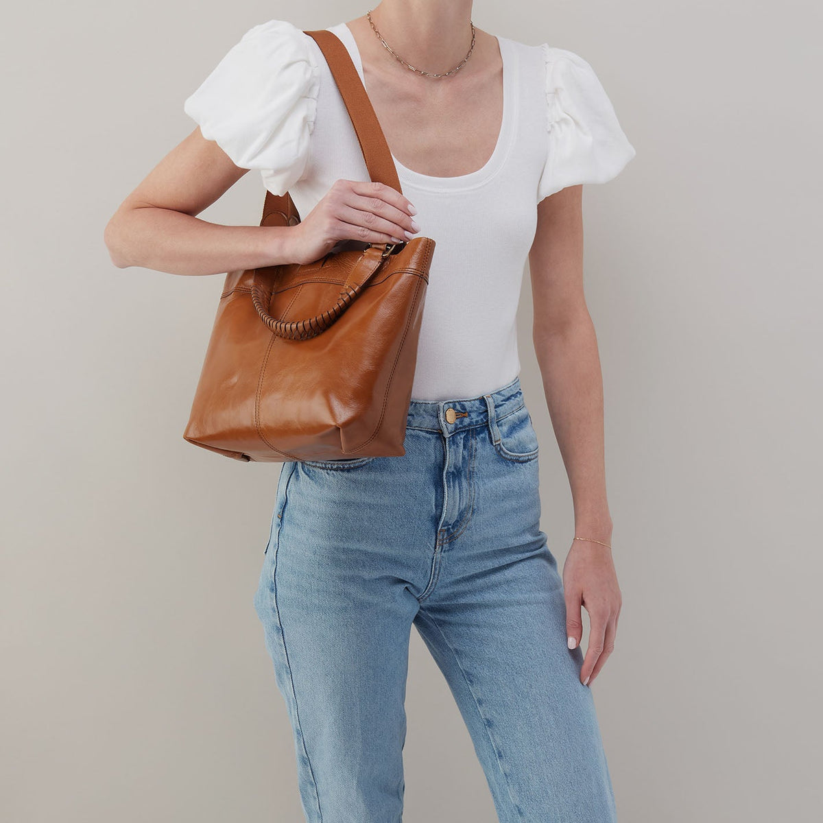 Romy Medium Tote In Polished Leather - Truffle | HOBO Smart Buy