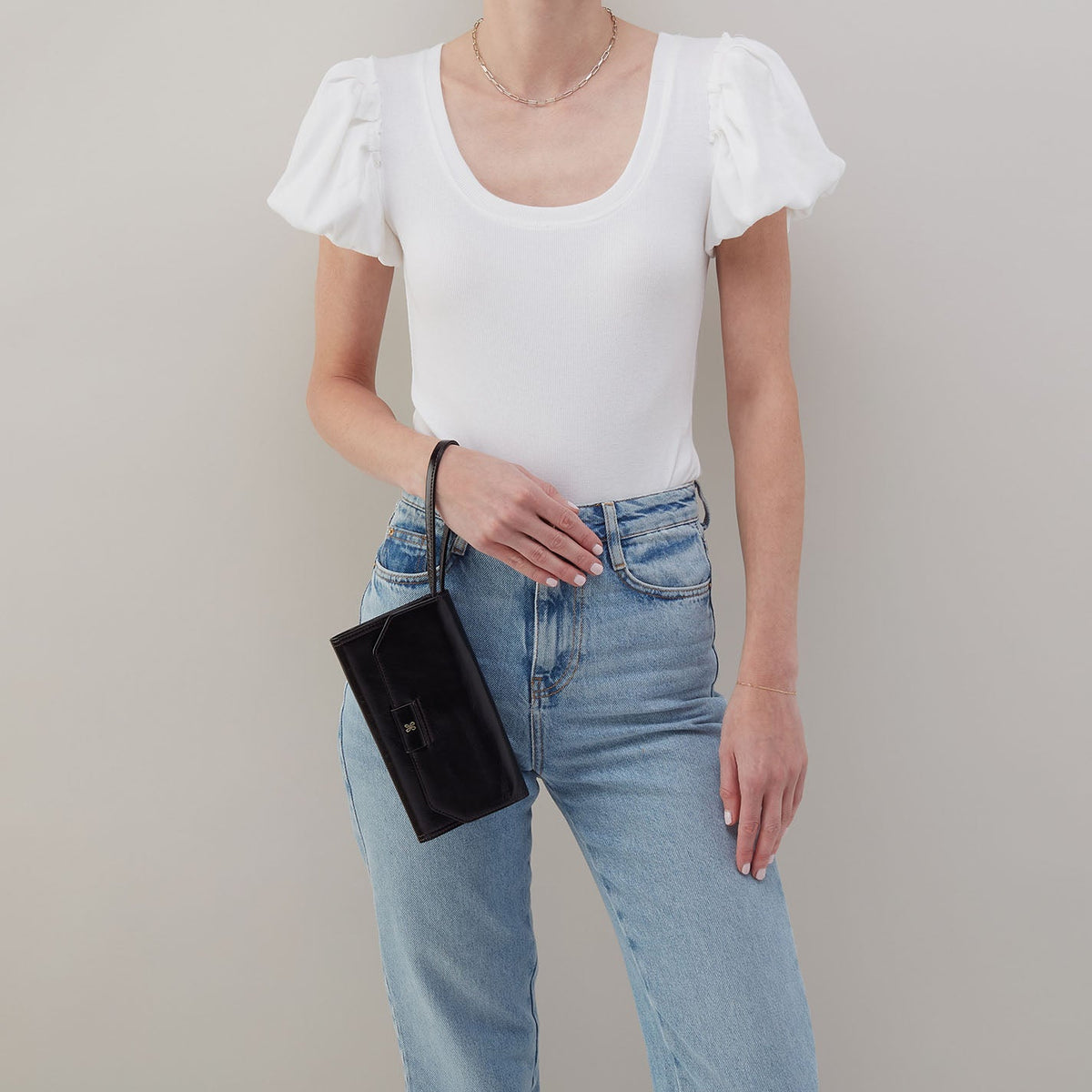 Romy Wallet Crossbody In Polished Leather - Black | HOBO Recommended