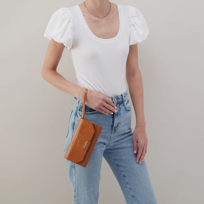 Romy Wallet Crossbody In Polished Leather - Truffle | HOBO Top Pick