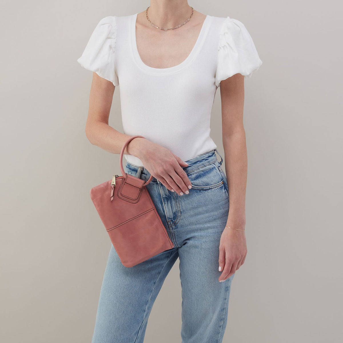 Sable Wristlet In Polished Leather - Rose | HOBO Best Price
