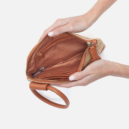Sable Wristlet In Woven Straw - Natural Straw | HOBO Best Price