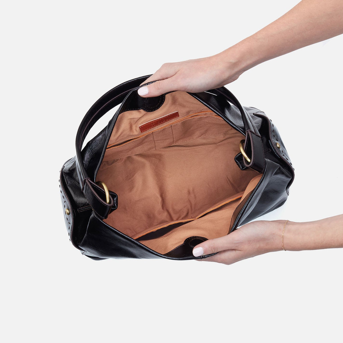 Seneca Shoulder Bag In Polished Leather - Black | HOBO Everyday