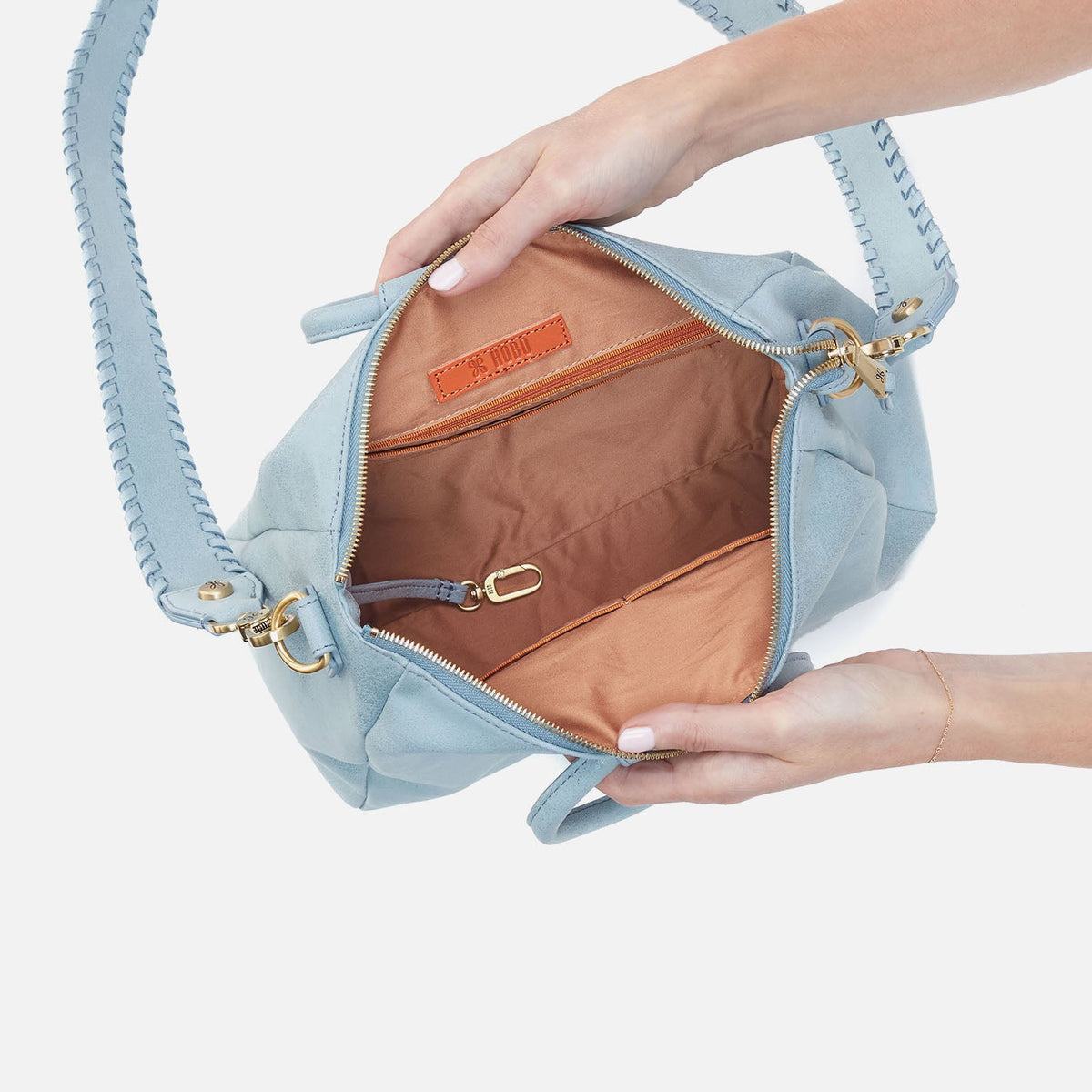 Sheila Medium Satchel In Buffed Leather - Sky | HOBO Signature