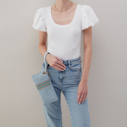 Vida Wristlet In Buffed Leather - Sky | HOBO Recommended