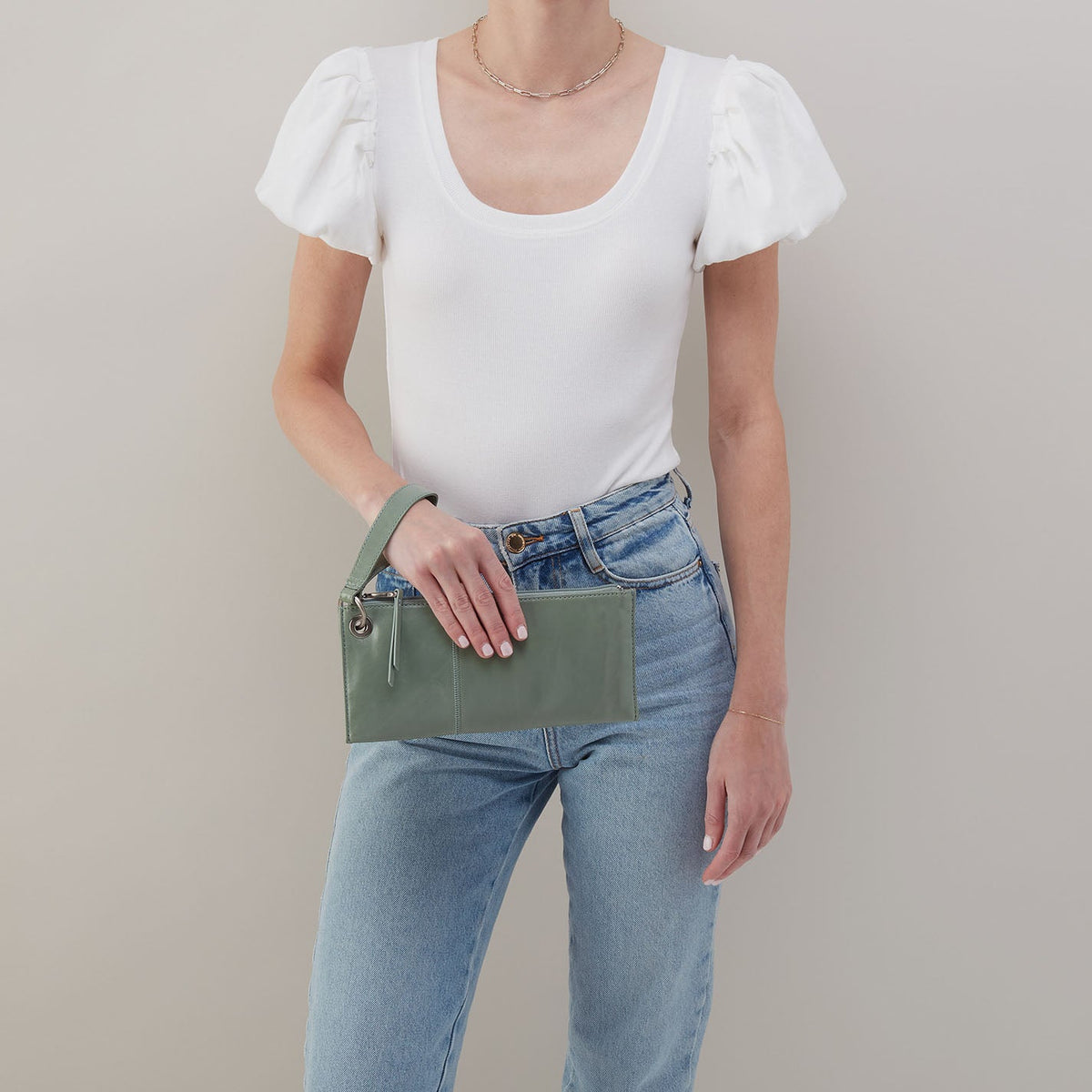 Vida Wristlet In Polished Leather - Jade | HOBO Best Price