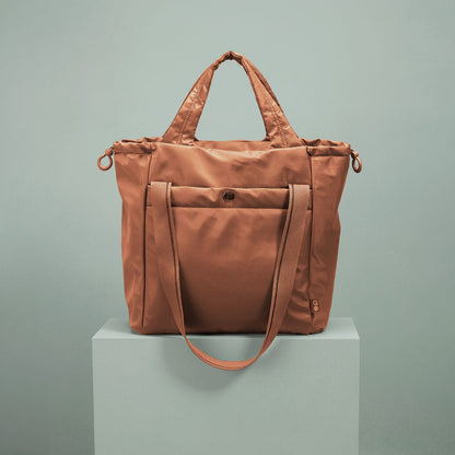 PLACES TO GO Tote in CaRefiber recycled nylon - Dune | HOBO Quality