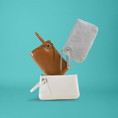 Daisy Daze Large Wristlet In Buffed Leather - Misty Harbor | HOBO New