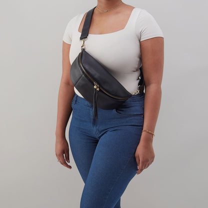 Hunter Medium Belt Bag In Pebbled Leather - Black | HOBO Latest